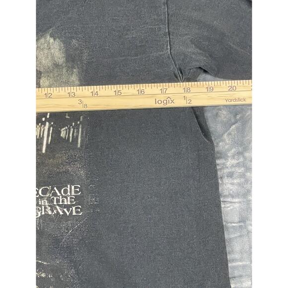 Vintage 2000 Six Feet Under Graveyard Classics Death Metal Shirt Mens M Y2k - Picture 7 of 11